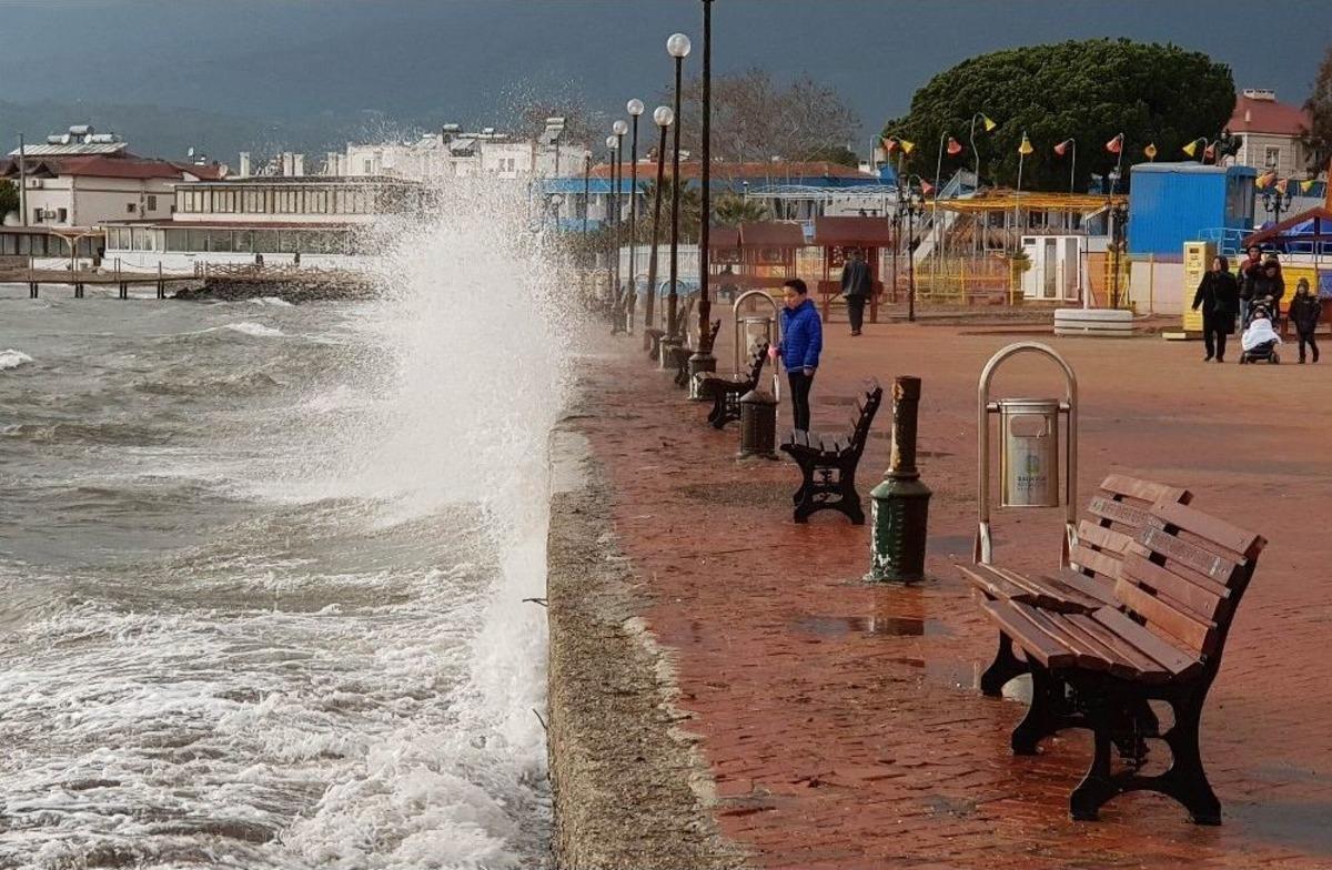 Edremit K&ouml;rfezi Lodosa Teslim