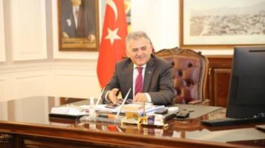 B&uuml;y&uuml;kkılı&ccedil;, "t&uuml;rkiye&rsquo;de 18 Belediyeden Biriyiz"