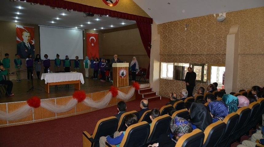 2017-2018 Eğitim-&ouml;ğretim Yılı 2. D&ouml;nem A&ccedil;ılış Programı İmam-hatip Ortaokulunda D&uuml;zenlendi