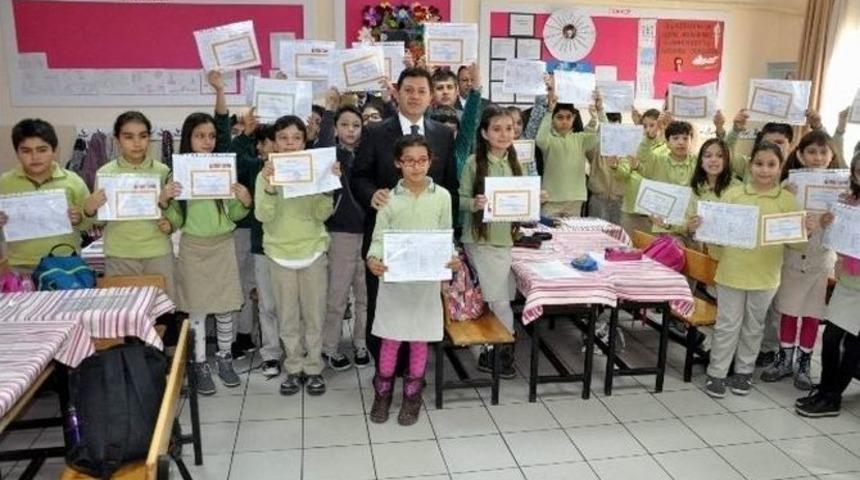 Bodrum&rsquo;da 21 Bin &Ouml;ğrenci Karne Heyecanı Yaşadı