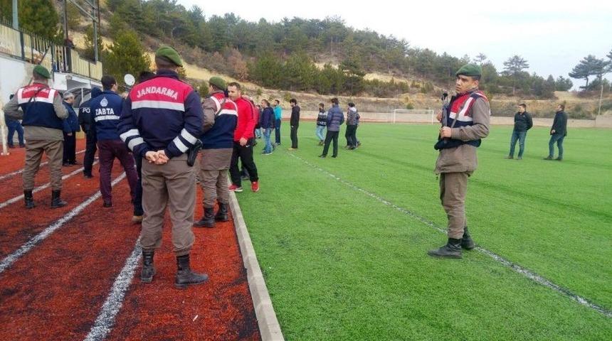 Kastamonu Amat&ouml;r Ligde &Ccedil;ıkan Kavgaya Başkandan Sert Tepki