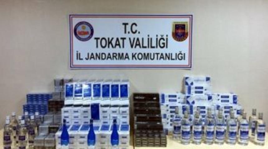 Yolcu Otob&uuml;s&uuml;nde Ka&ccedil;ak Sigara Ve Alkol Ele Ge&ccedil;irildi