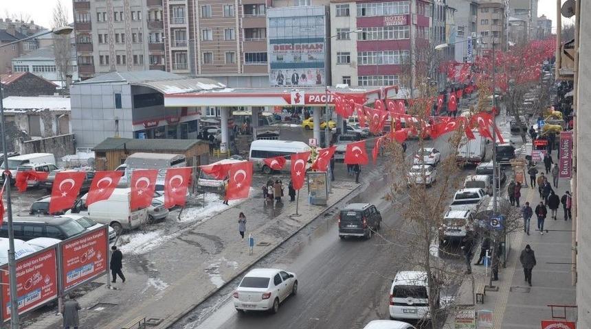 Kars&rsquo;ta, Afrin Operasyonu&rsquo;na Bayraklı Destek