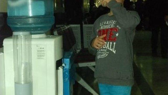 Hayırseverlerden Devlet Hastanesine Sebil