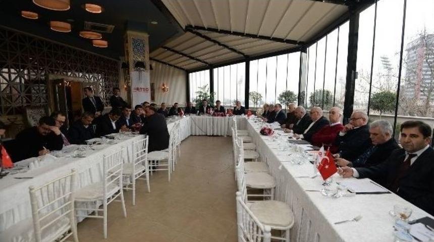 - Mobilya Sekt&ouml;r Temsilcileri Btso&rsquo;da Buluştu