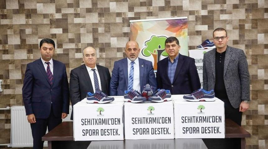 Şehitkamil Belediyesinden Spora Ve Sporcuya Destek