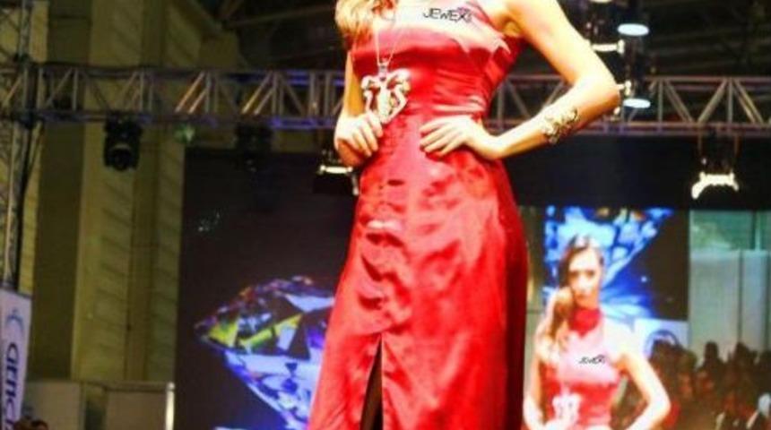 Kemeraltı'nın Ihtişamı Takılarda