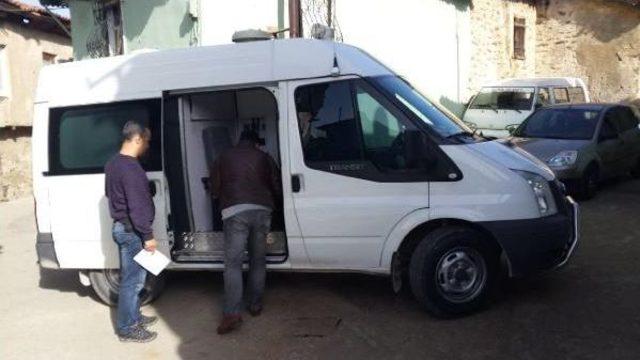 Tarihi Hamamdaki Restorasyon Çalışmasında 3 El Bombası Bulundu 1