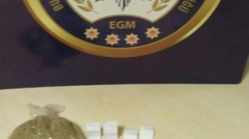 Bursa&rsquo;da Uyuşturucu Operasyonu: 5 G&ouml;zaltı