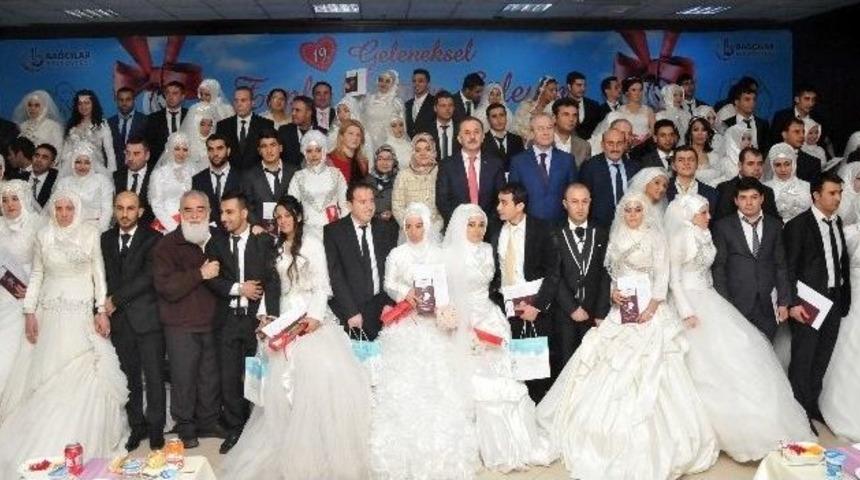 Bağcılar&rsquo;da Bir Yılda 12 Bin 500 Kişi Evlendi