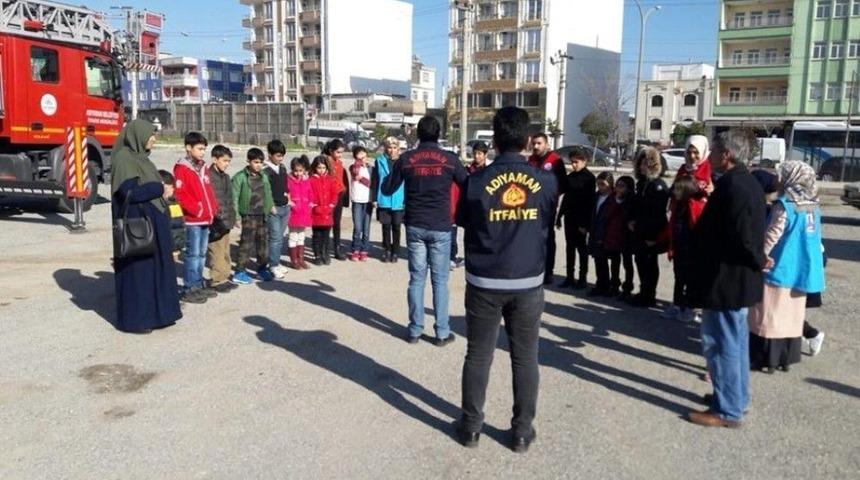 Minik &Ouml;ğrencilere İtfaiye Mesleği Anlatıldı