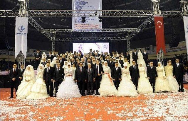 Bağcılar&rsquo;da Bir Yılda 12 Bin 500 Kişi Evlendi 2