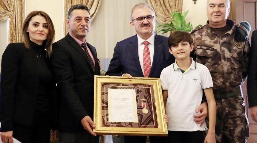 Pkk Ve Fet&ouml; Saldırısı Sonrası 2 Kez Gazi Olan Polisin Afrin Arzusu