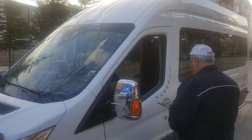 Polis, Okul &Ccedil;evrelerinde Uygulama Yaptı