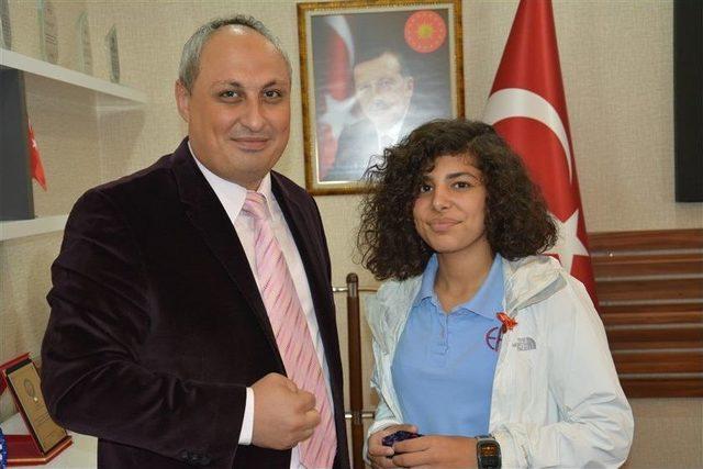 T&uuml;rkiye Değer &Ouml;d&uuml;llerinde, T&uuml;rkiye Birincisi Edremit&rsquo;ten 1