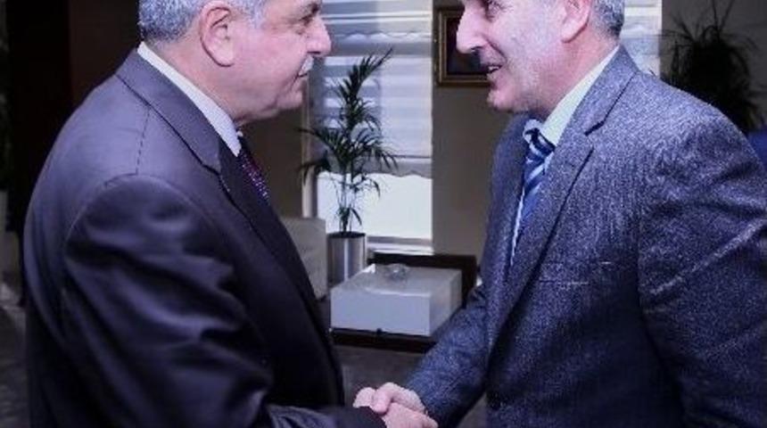 Kocaeli B&uuml;y&uuml;kşehir Belediye Başkanı İbrahim Karaosmanoğlu