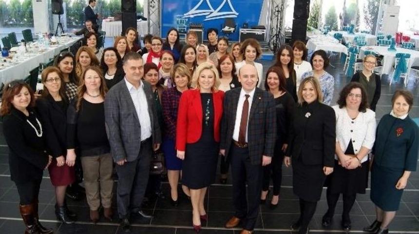 Ayto İş Hayatındaki Kadınları Buluşturdu