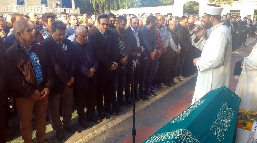 Sedat Şekerci Son Yolculuğuna Uğurlandı
