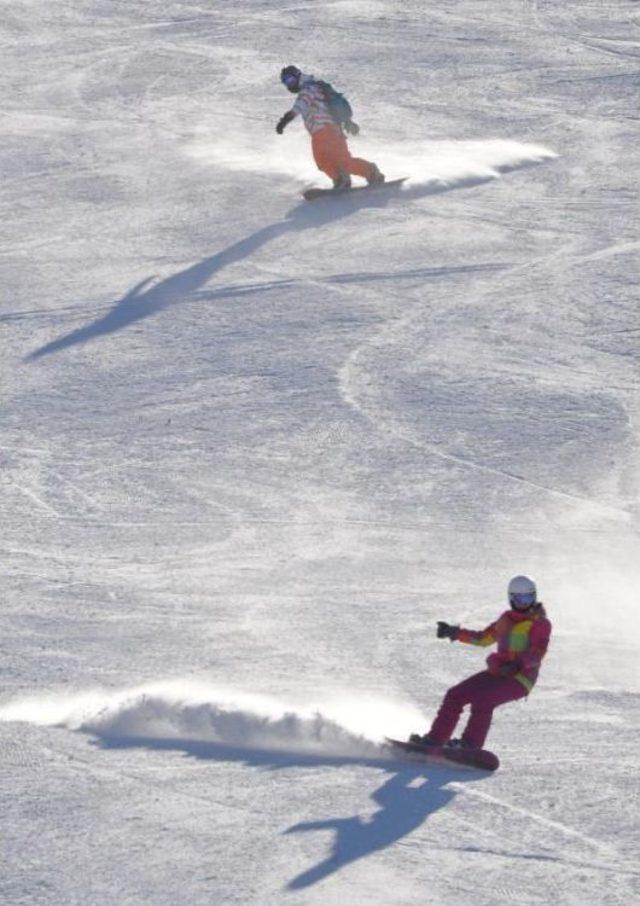 Paland&ouml;ken de Gece- G&uuml;nd&uuml;z Kayak Yapıyorlar 2