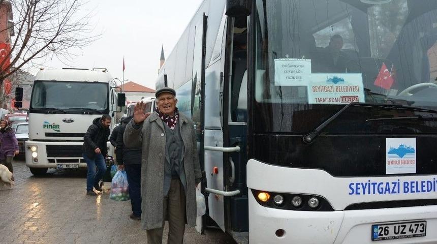 Seyitgazi Ve Kırka&rsquo;da &Uuml;cretsiz Pazar Servisi İlgi G&ouml;r&uuml;yor