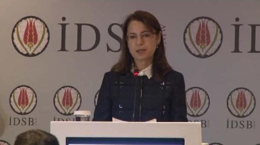 Aile Kongresine Katılamayan Cumhurbaşkanı Erdoğan'ın Mesajını Bakan İslam Okudu