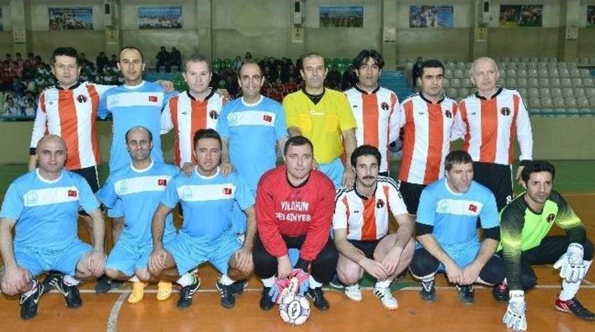 Salonda Şampiyon Yıldırım Belediyesi