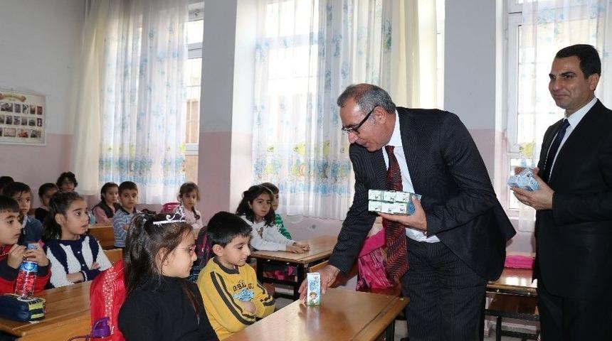 Bing&ouml;l&rsquo;de 22 Bin &Ouml;ğrenciye Haftanın 3 G&uuml;n&uuml; S&uuml;t Dağıtılacak
