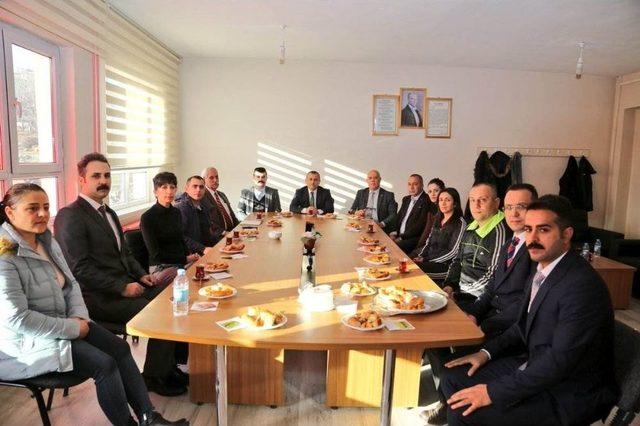 Vali Sonel Öğrencilerle Bir Araya Geldi 2