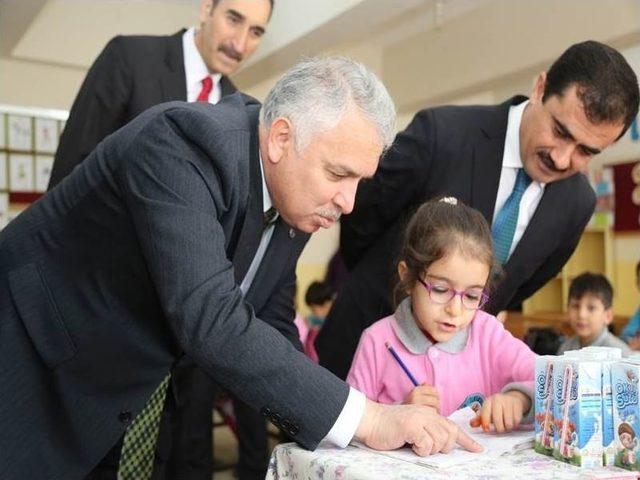 Muş’ta Öğrenciler Ders Başı Yaptı 1
