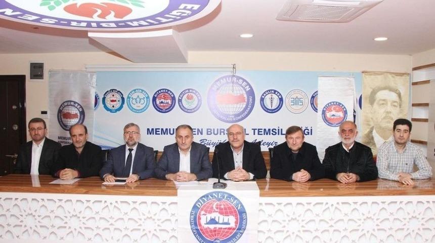 Adnan Oktar&rsquo;a Tepki Yağıyor
