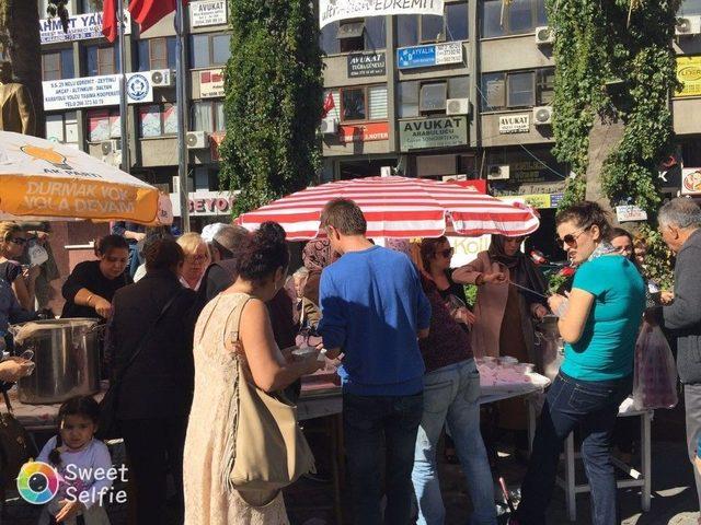 Ak Parti Edremit Kadın Kollarından Aşure Hayrı 1