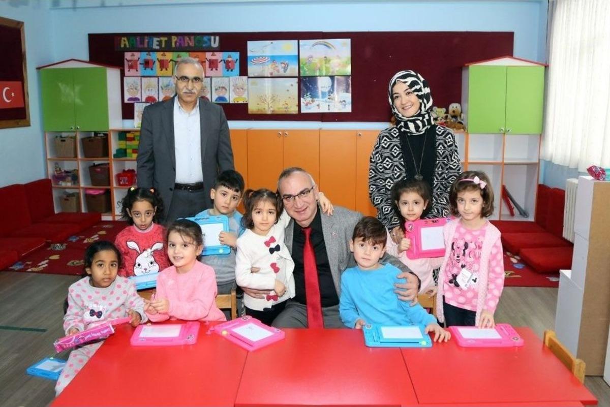Başkan Yılmazer: "bug&uuml;n&uuml;n Minikleri, Yarının B&uuml;y&uuml;kleri Siz Olacaksınız"