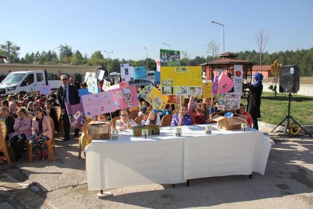 &Ccedil;ocuklardan, B&uuml;y&uuml;klerine &lsquo;hayvanları Sevin&rsquo; &Ccedil;ağrısı