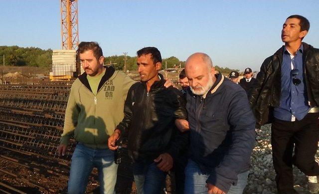 Parasını Alamadığını İddia Eden İş&ccedil;i 40 Metrelik Vince &Ccedil;ıktı 2