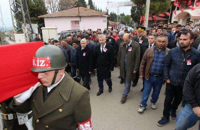 Vefat Eden Güneydoğu Gazisi Askeri Törenle Toprağa Verildi