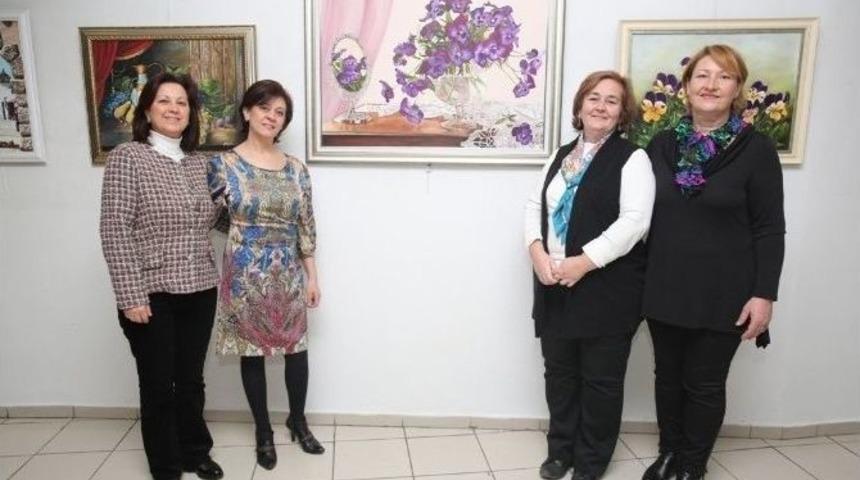 Nil&uuml;fer Resim Grubu H&uuml;nerlerini Sergiledi