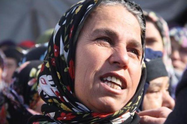 Soma Faciasındada &Ouml;len Madencinin Kaza Kurbanı Eşi Toprağa Verildi 2