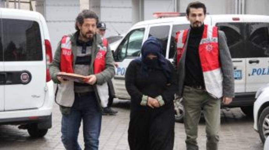 Samsun&rsquo;da 5 Kişinin Telefonunu &Ccedil;alan Suriyeli Kadın Yakalandı