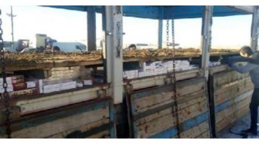 Kamyonda 17 Bin Paket Ka&ccedil;ak Sigara Ele Ge&ccedil;ti