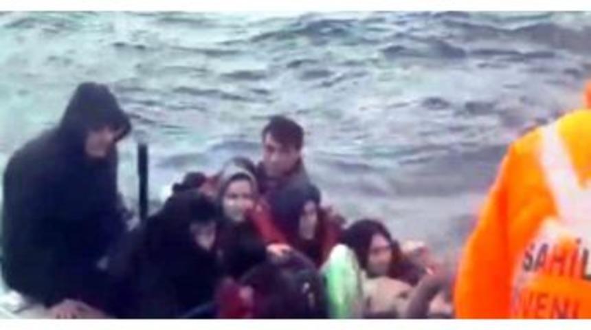 Fırtınaya Yakalanan G&ouml;&ccedil;menler &Ouml;l&uuml;mden D&ouml;nd&uuml;