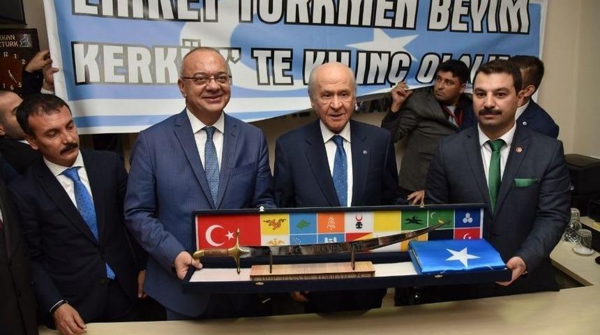 Bah&ccedil;eli&rsquo;ye Kılı&ccedil; Hediye Edildi