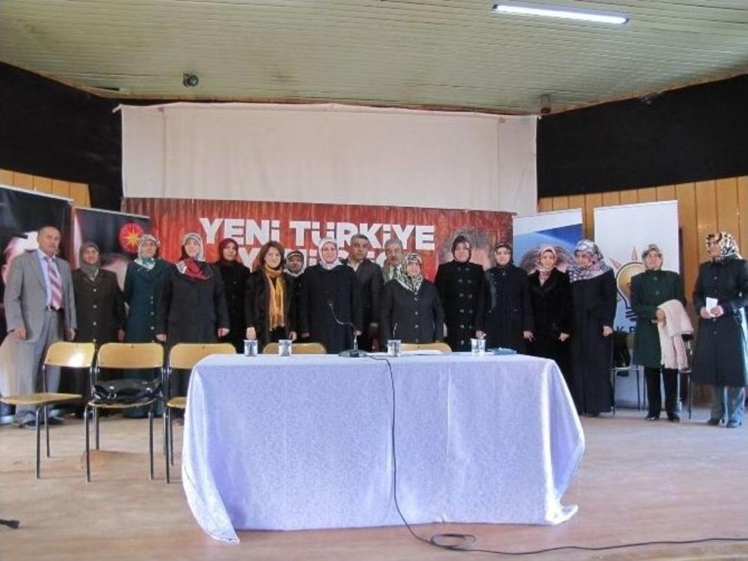 Hisarcık Ak Parti Kadın Kollarının Yeni Başkanı, Havva &Ouml;zaydın
