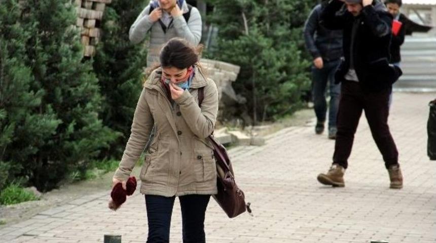 (&ouml;zel) Bursa&rsquo;da Hortum Korku Dolu Anlar Yaşattı