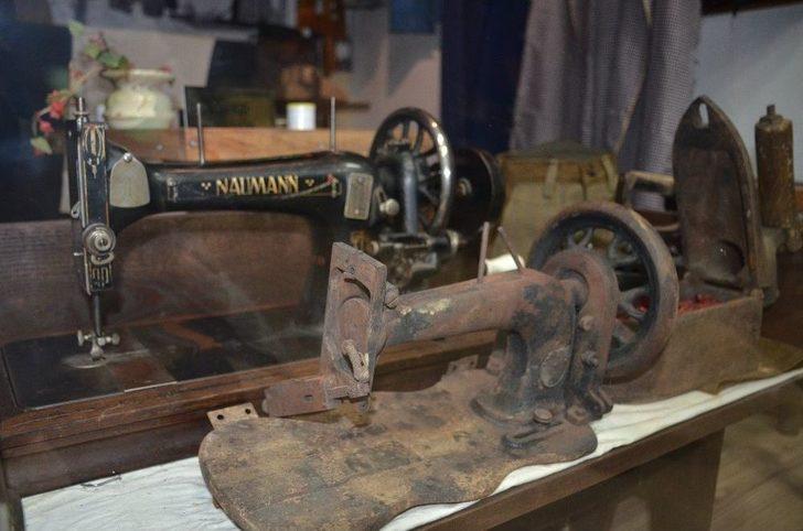 66 Yıllık Terzi Tüm Malzemeleri Müzeye Bağışladı G1