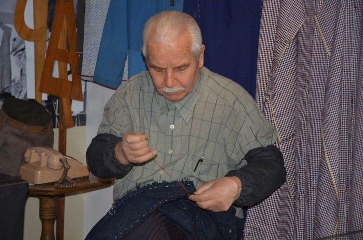 66 Yıllık Terzi Tüm Malzemeleri Müzeye Bağışladı G3