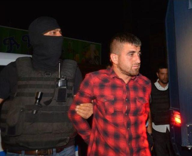 Adana da Pkk Operasyonu: 8 G&ouml;zaltı 1