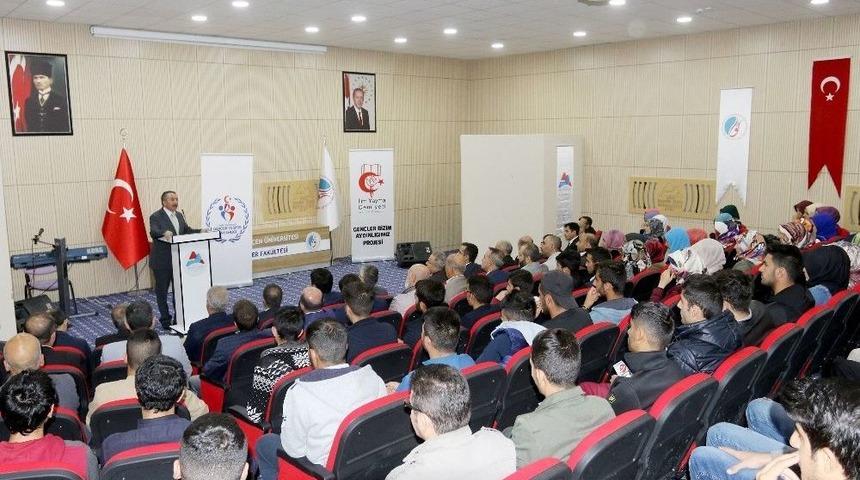 Ai&ccedil;&uuml;&rsquo;de Aşure Dağıtıldı