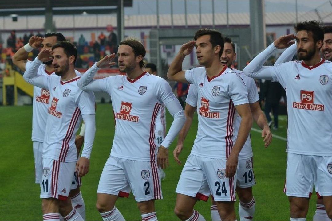 Spor Toto 1. Lig: Altınordu: 2 - Balıkesirspor Baltok: 1