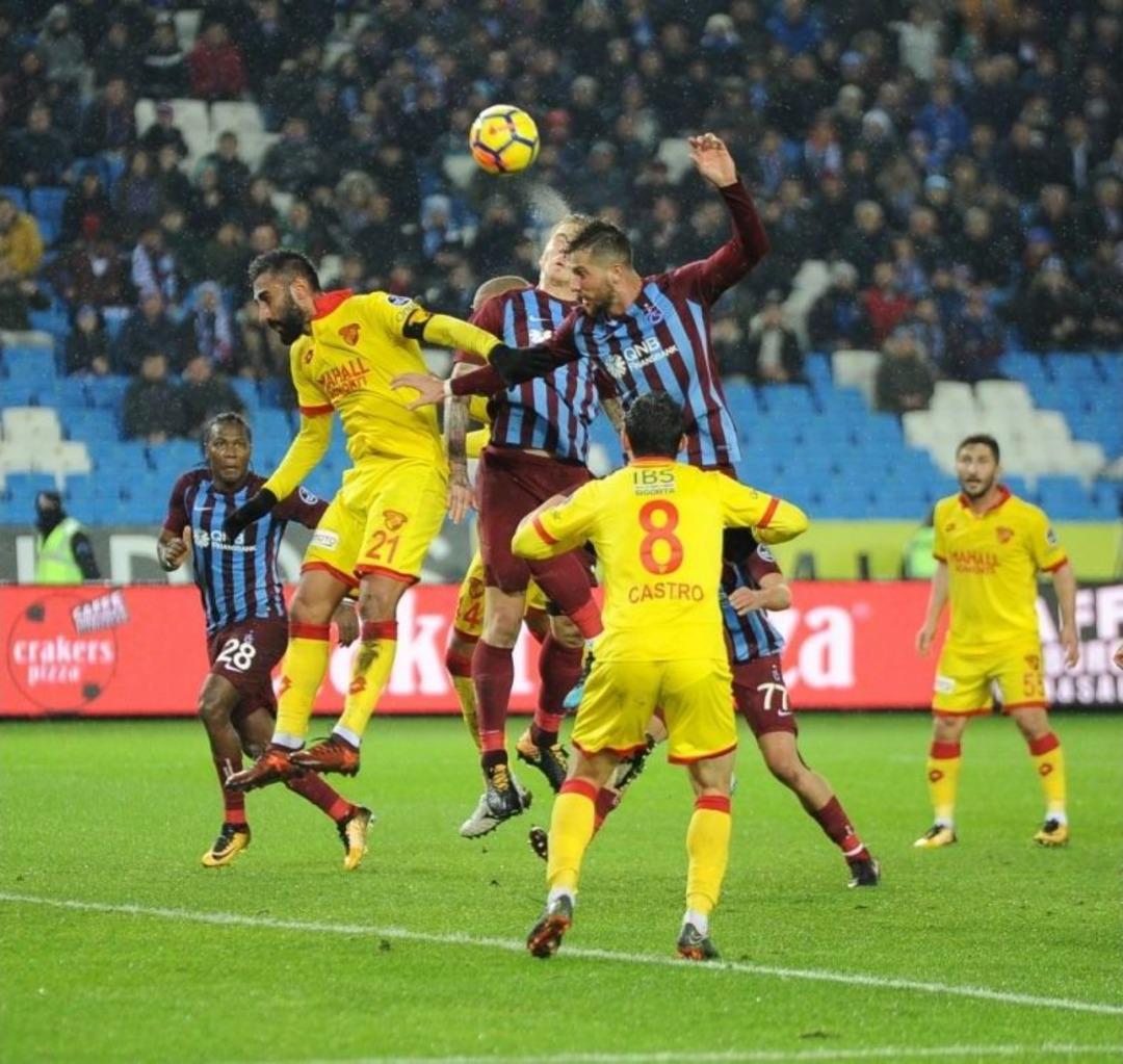 Spor Toto S&uuml;per Lig: Trabzonspor: - G&ouml;ztepe: (ilk Yarı)