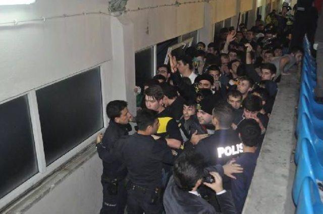 Bayanların Basketbol Maçında Arbede 1